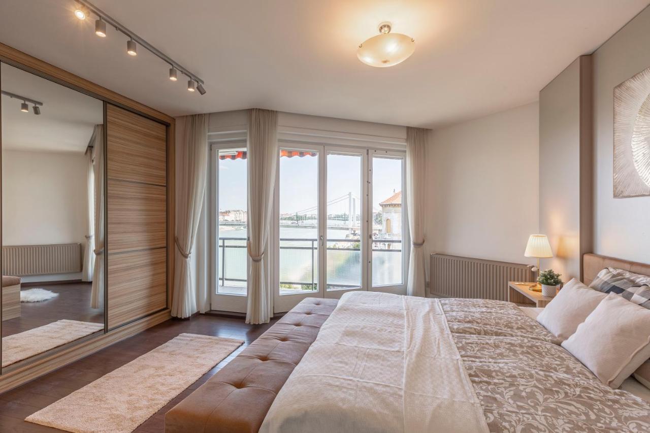 Luxury Residence With A Beautiful View For The Danube River — Photos 2